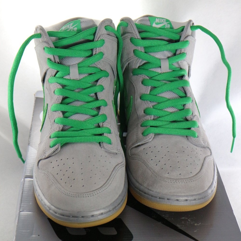 SOLD!! NIKE SB Dunk High 'Silver Box' Sneakers - Picture 6 of 8